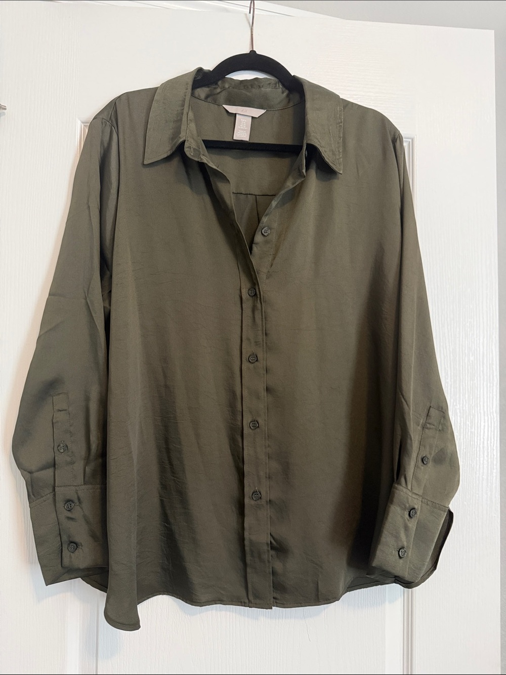 H&M Olive Button-Up Shirt  woman’s Long Sleeve